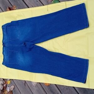 NWOT Stretchy Dark Denim Wide Leg Jeggings LG Fit Bigger